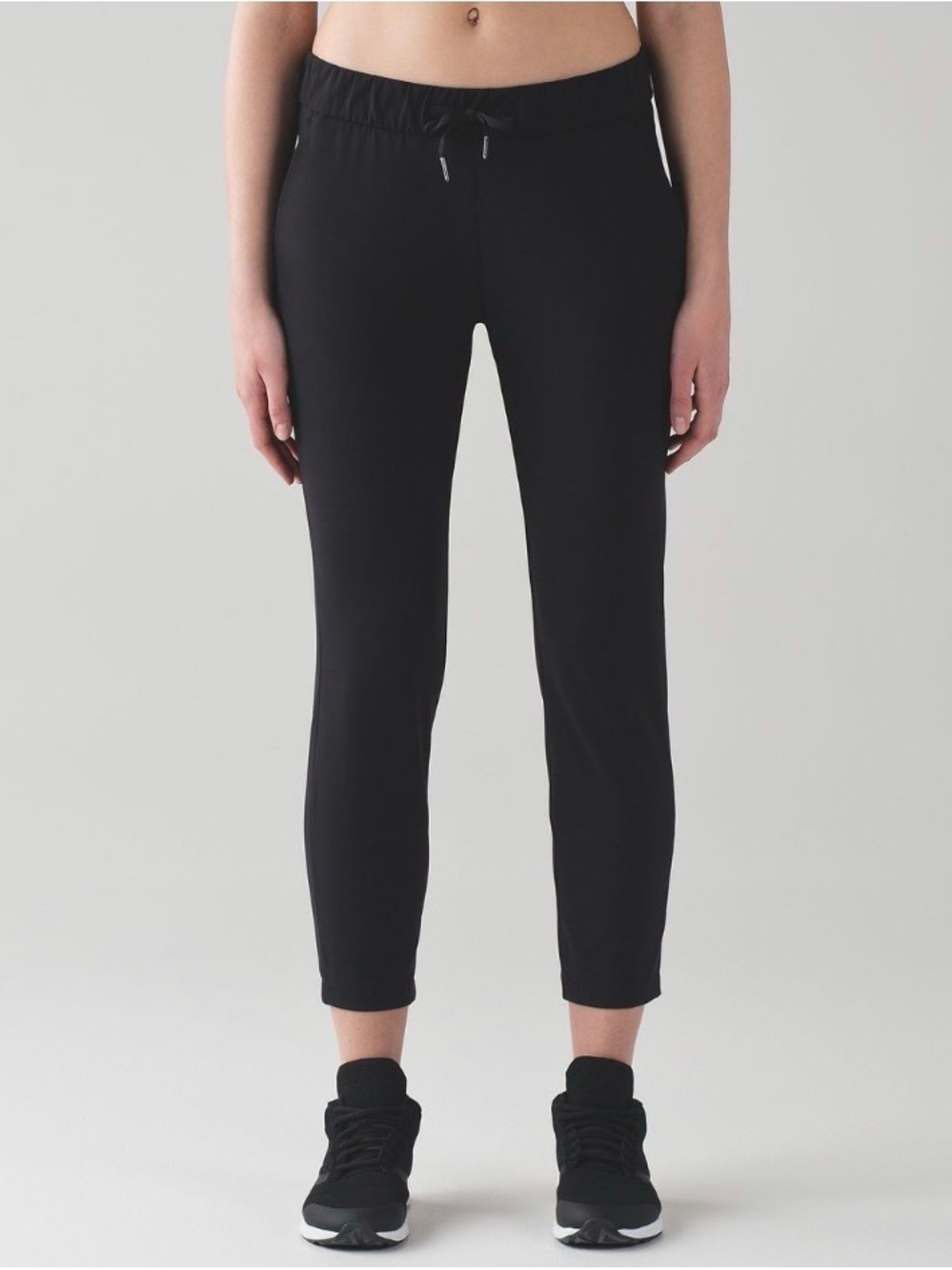 Lululemon On the Fly Drawstring Jogger Pants 6